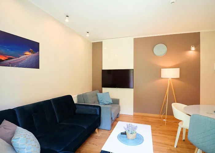 Everysky - Pusta 8 Apartment